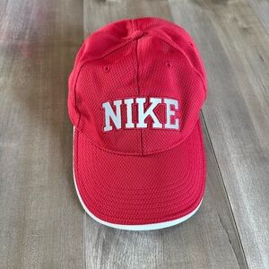 Nike Baseball Cap Adjustable Red Netted Hat Large NIKE Patches‎ Vintage